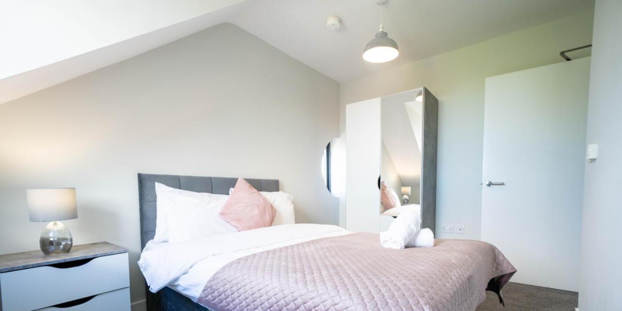 Three Bed Apartment Sleeps 5 In Botanic Belfast Buitenkant foto