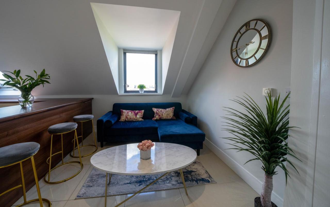 Three Bed Apartment Sleeps 5 In Botanic Belfast Buitenkant foto